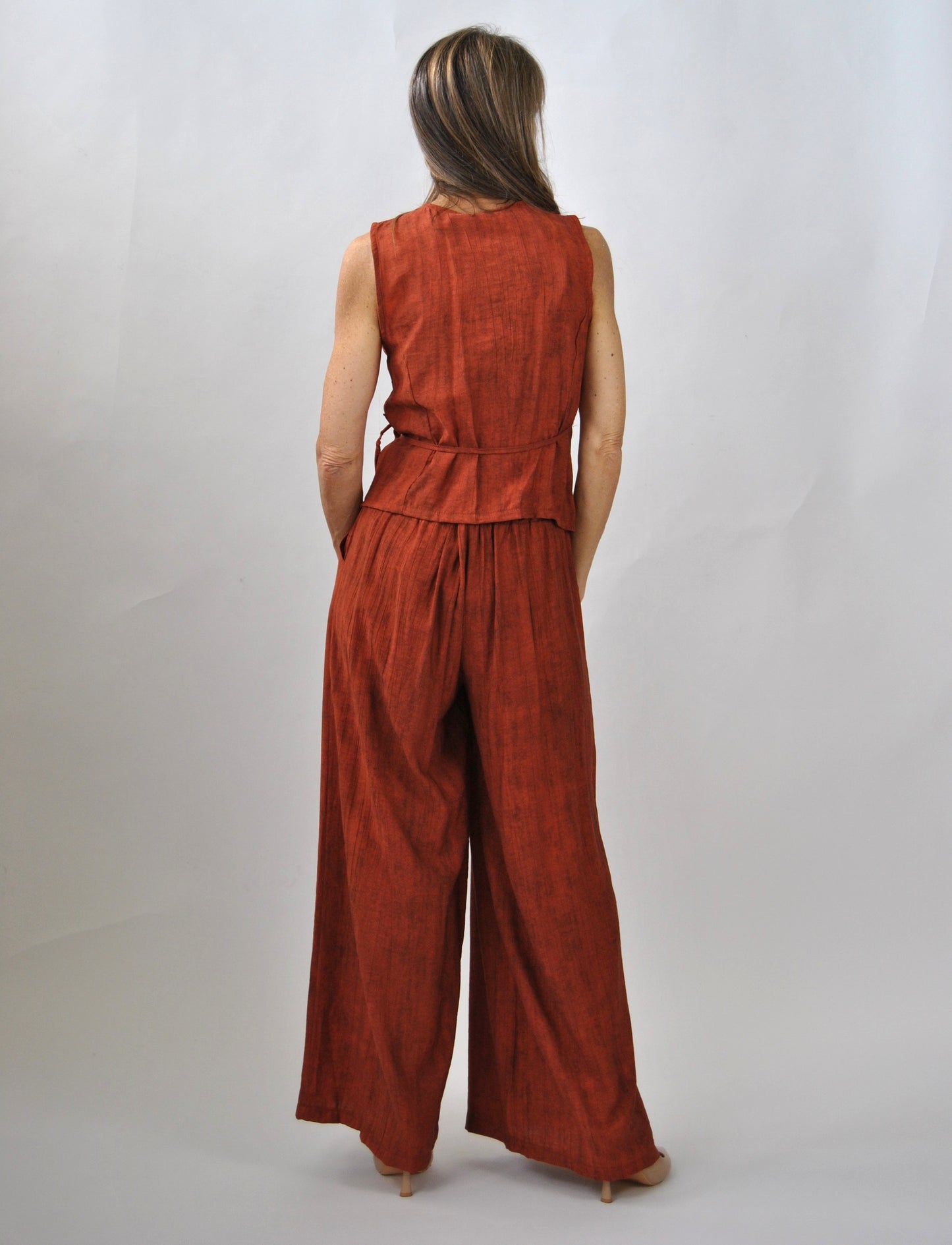 completo pantalone e top ad incrocio