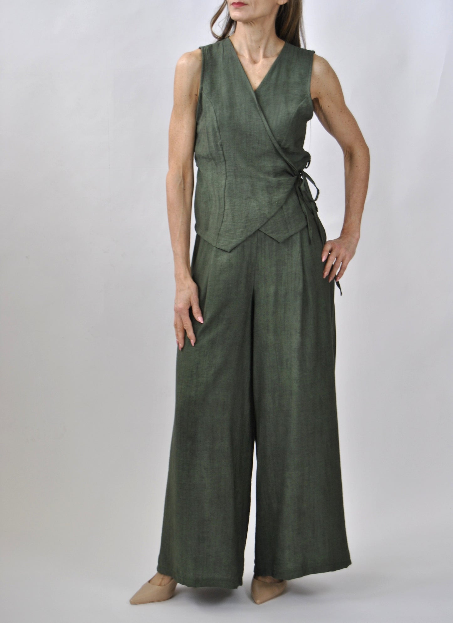 completo pantalone e top ad incrocio